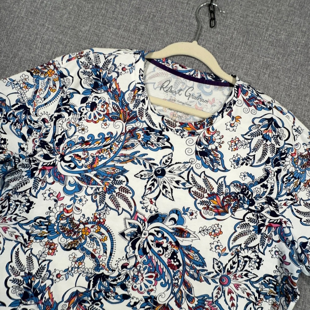 Robert Graham Pierce Paisley Shirt Mens XL White Floral Cotton Crew Neck Tee